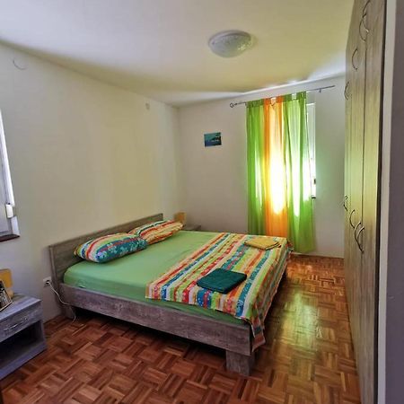 Apartament Omisalj Ngoại thất bức ảnh